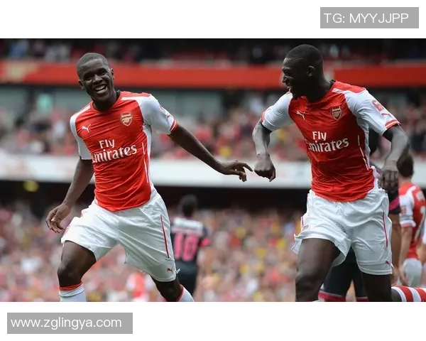 阿森纳友谊赛大胜本菲卡6-2争议判罚引发全场热议