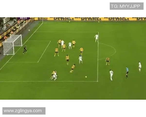 那不勒斯狂胜曼联四球帽子戏法点燃足总杯激情之夜 那不勒斯狂胜曼联四球帽子戏法点燃足总杯激情之夜